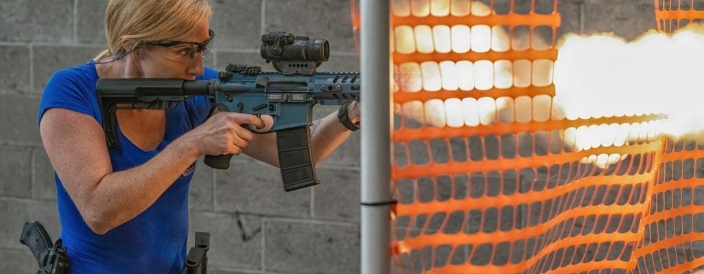 woman-shooting-rifle